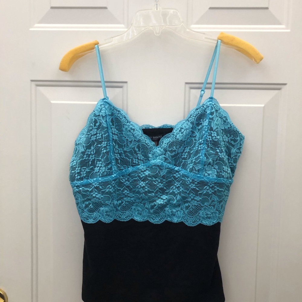 Bisou Bisou sexy lace top size large